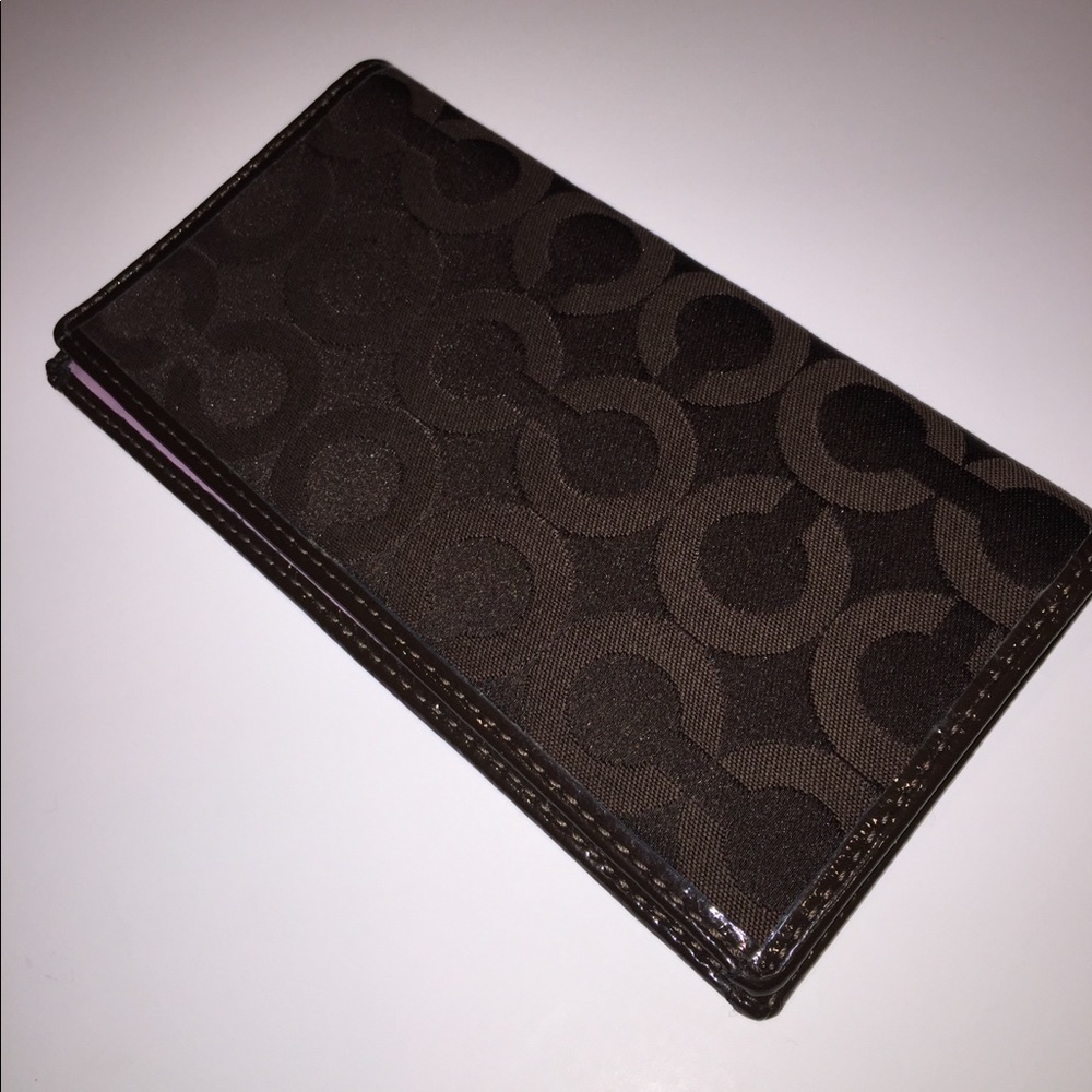 Coach Checkbook